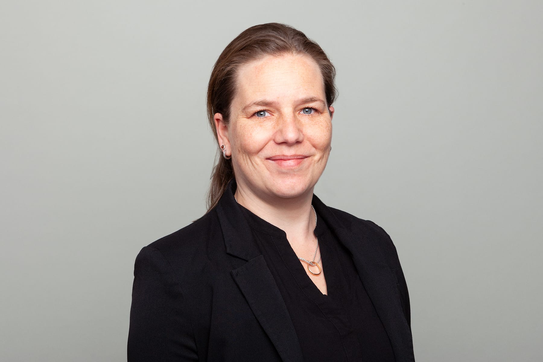 Naima Wisniewski – Senior Research & Consulting